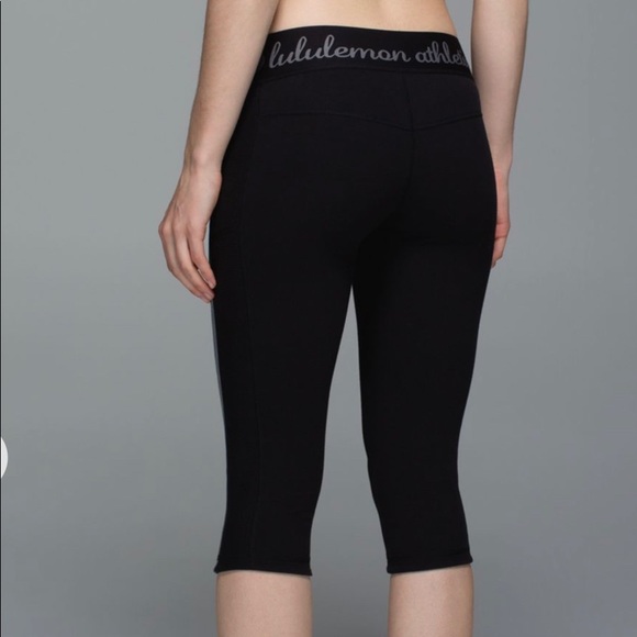 Lululemon inner essence crop leggings - Picture 6 of 8